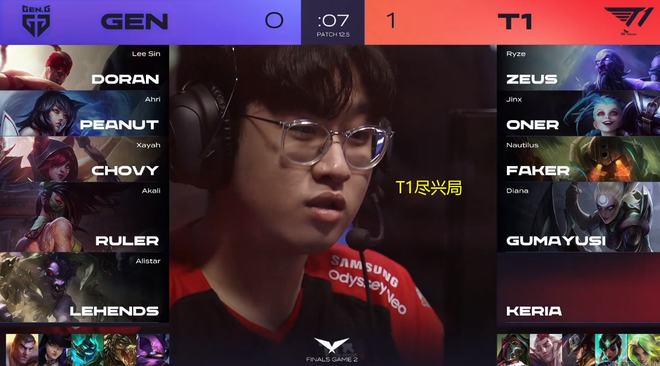 手的交手中 手的交手中