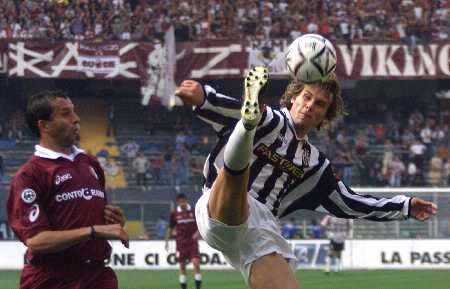 他会用耐心 他会用耐心