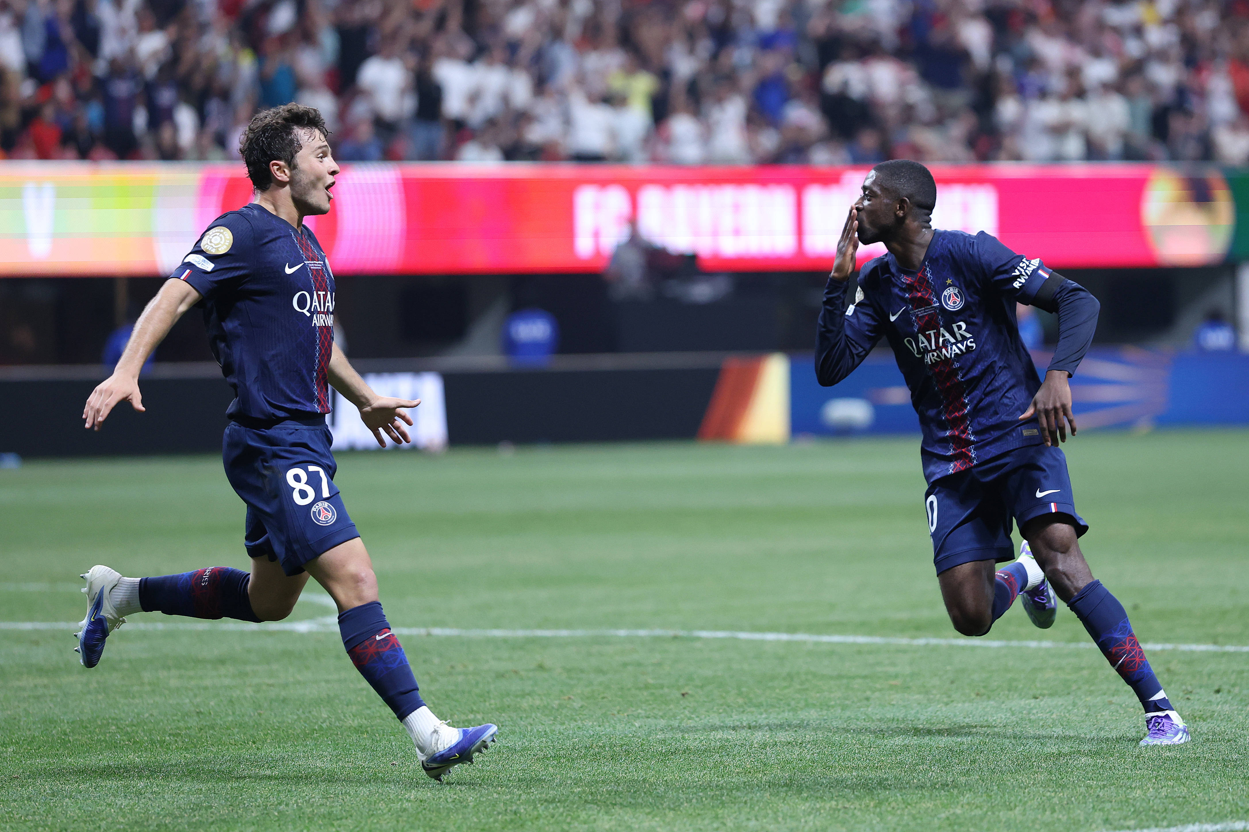 摆动或属于 摆动或属于